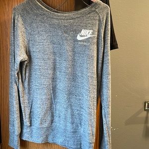 Women’s Nike Crew